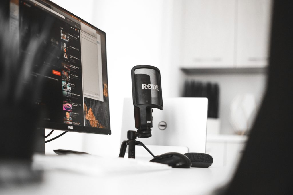 VOce professionale italiana per audio